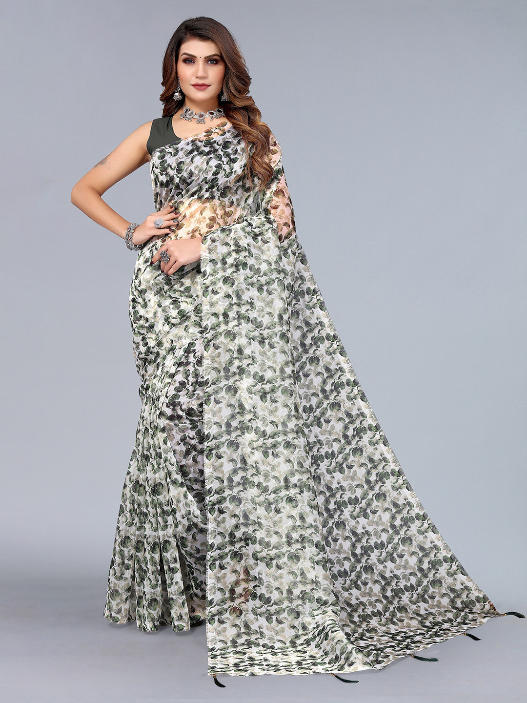 

Nimayaa Floral Organza Saree, Green