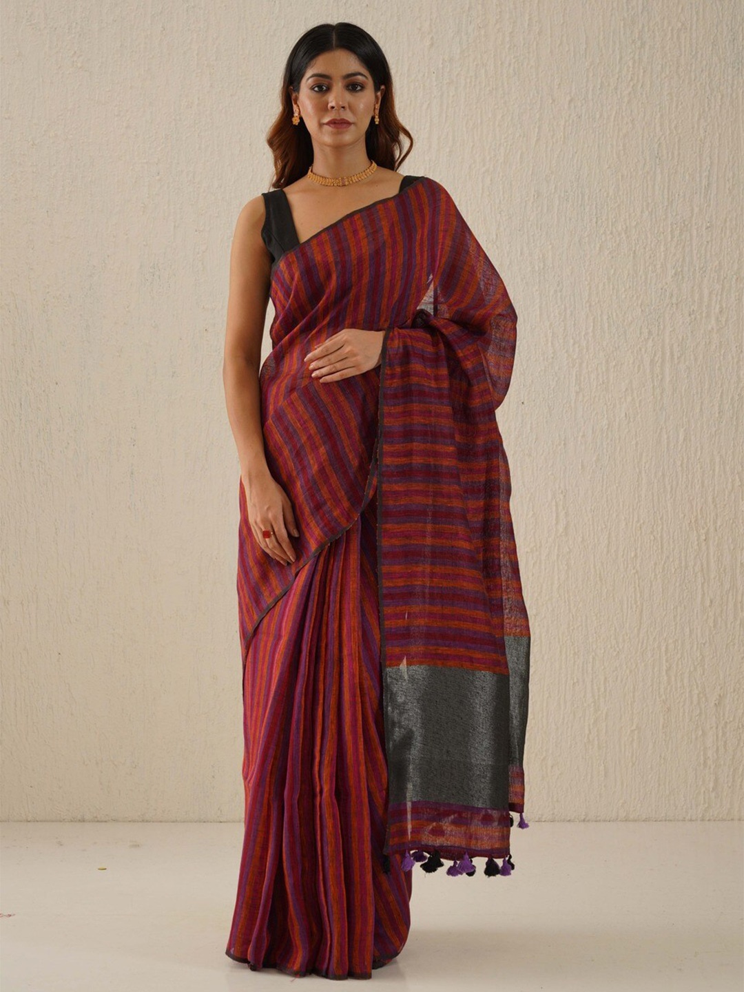 

Gotitli Striped Woven Design Pure Linen Saree, Maroon