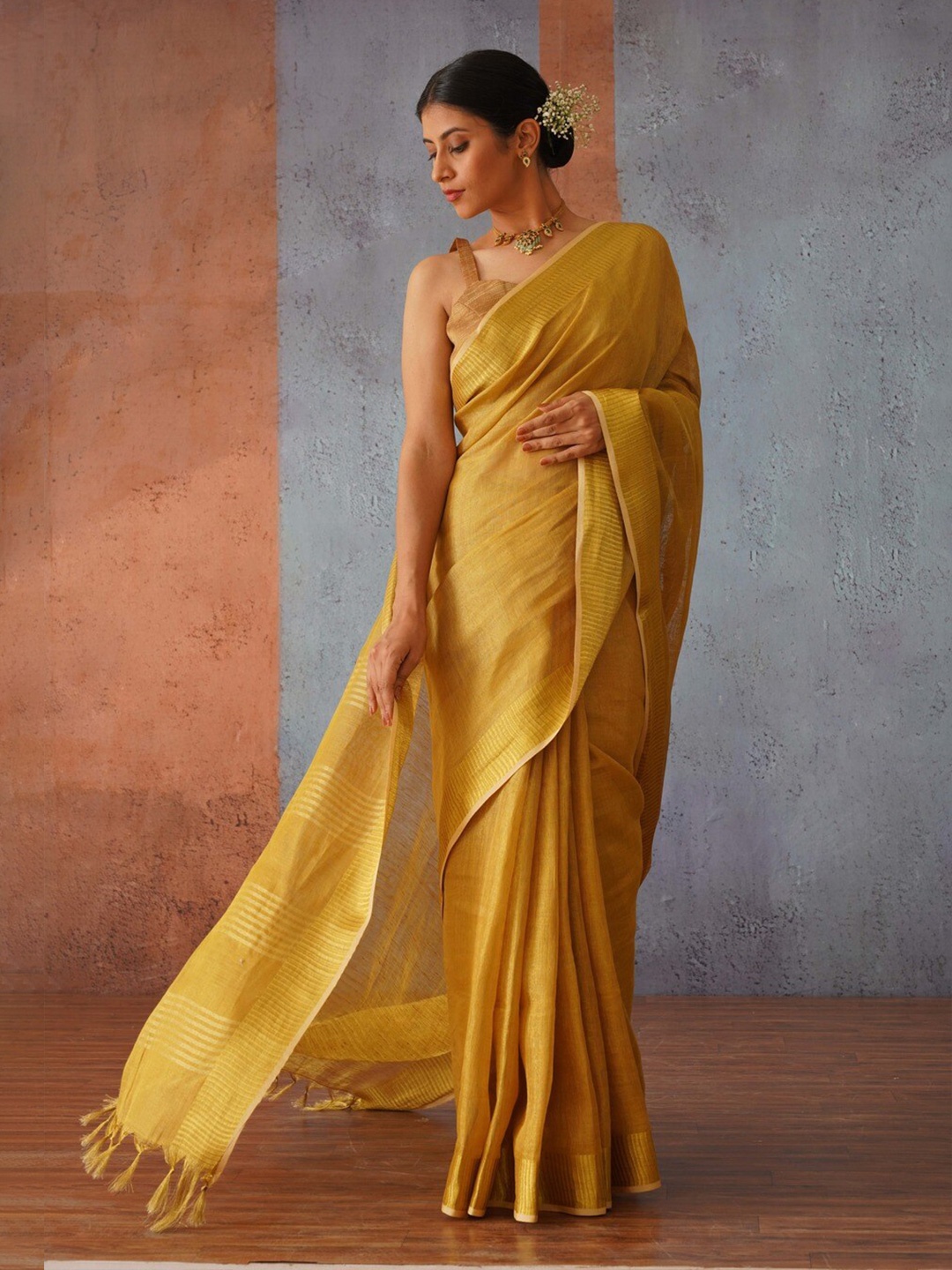 

Gotitli Woven Design Zari Saree, Gold