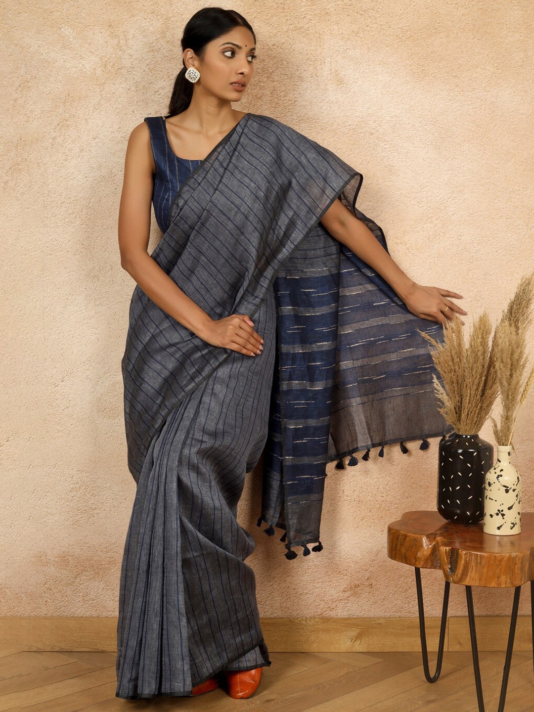 

Gotitli Striped Woven Design Zari Pure Linen Saree, Navy blue