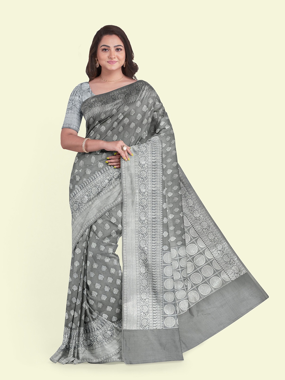 

Muskan Fashion Woven Design Zari Silk Cotton Banarasi Saree, Grey