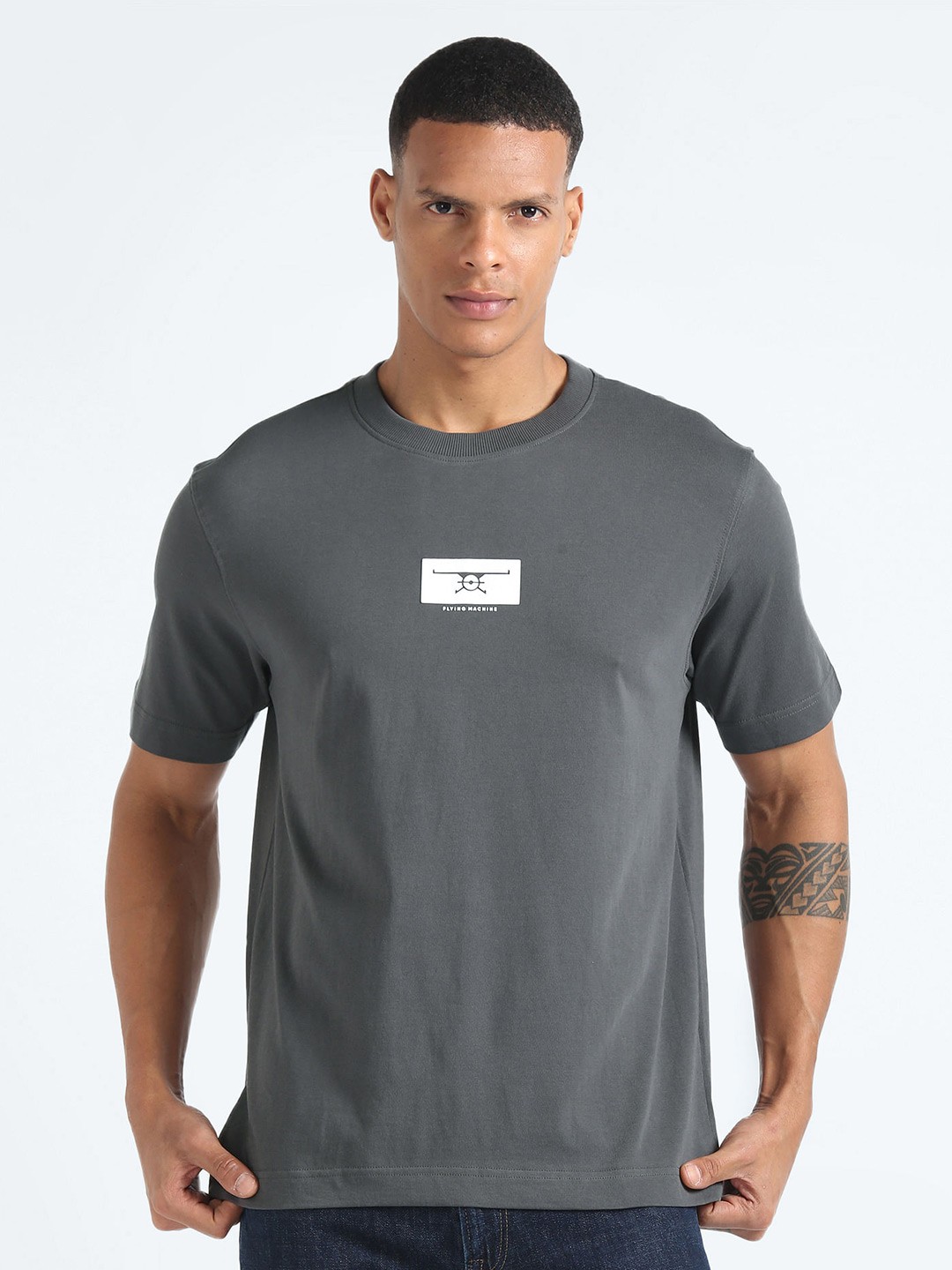 

Flying Machine Typography Cotton Round Neck Applique T-shirt, Grey