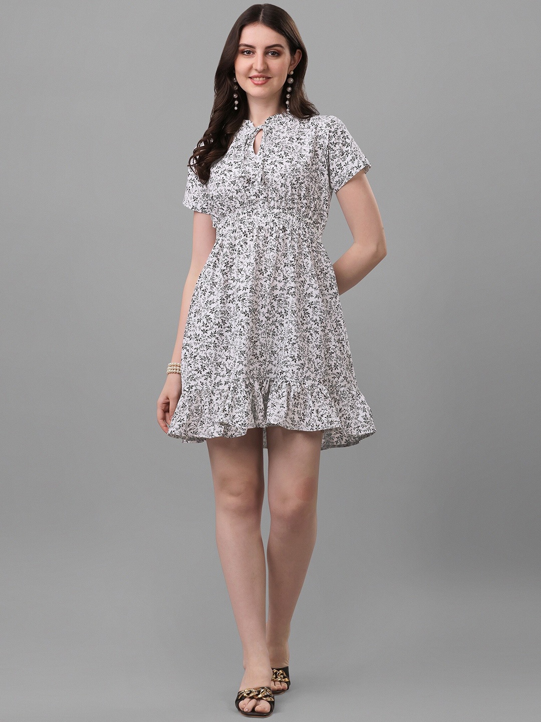 

WILNERCROWN Floral Printed Tie Up Neck Cotton Empire Dress, Black