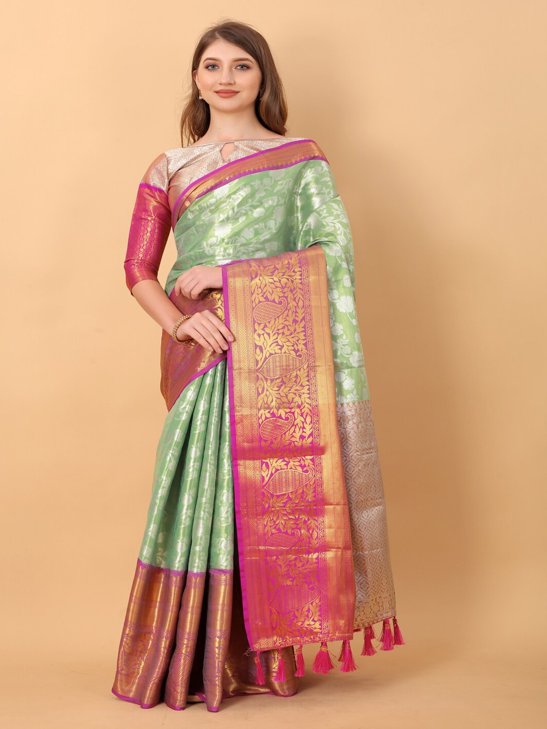 

HIRAPARA ENTERPRICE Woven Design Zari Kanjeevaram Saree, Green