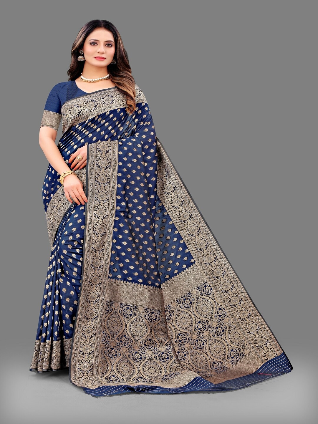

HIRAPARA ENTERPRICE Ethnic Motifs Zari Banarasi Saree, Navy blue