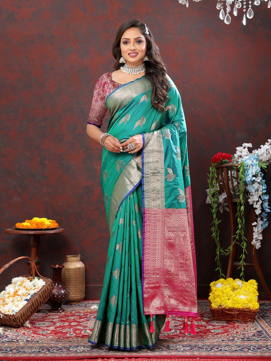 

HIRAPARA ENTERPRICE Ethnic Motifs Zari Pure Silk Kanjeevaram Saree, Teal