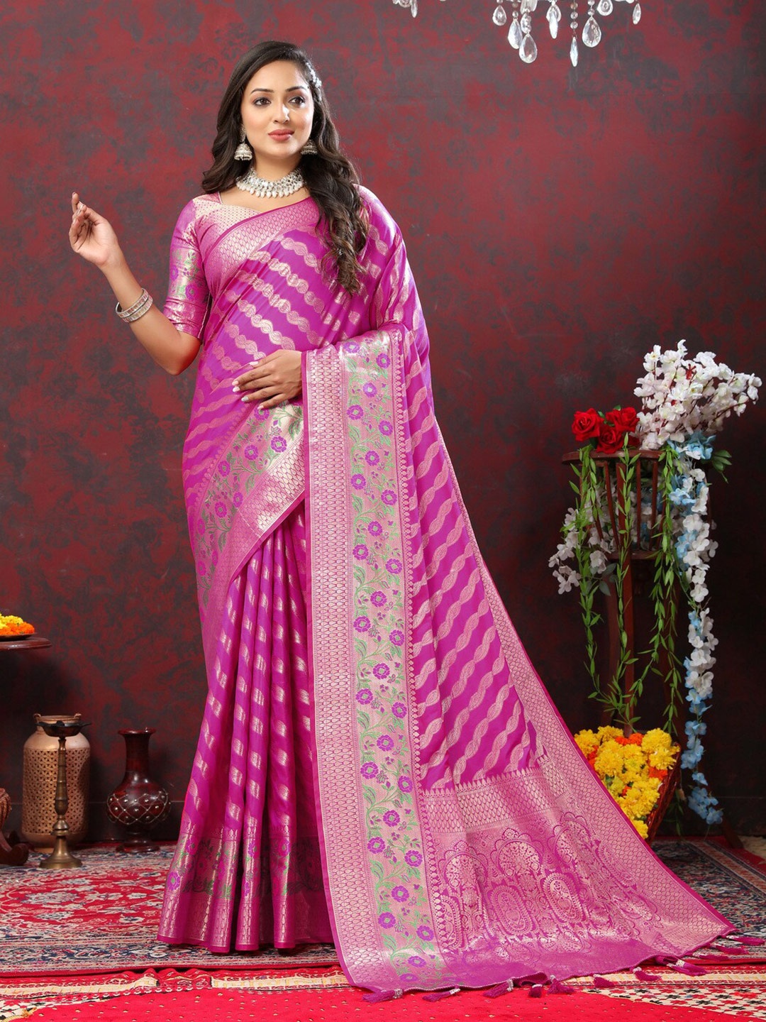 

HIRAPARA ENTERPRICE Ethnic Motifs Woven Design Zari Organza Kanjeevaram Saree, Magenta