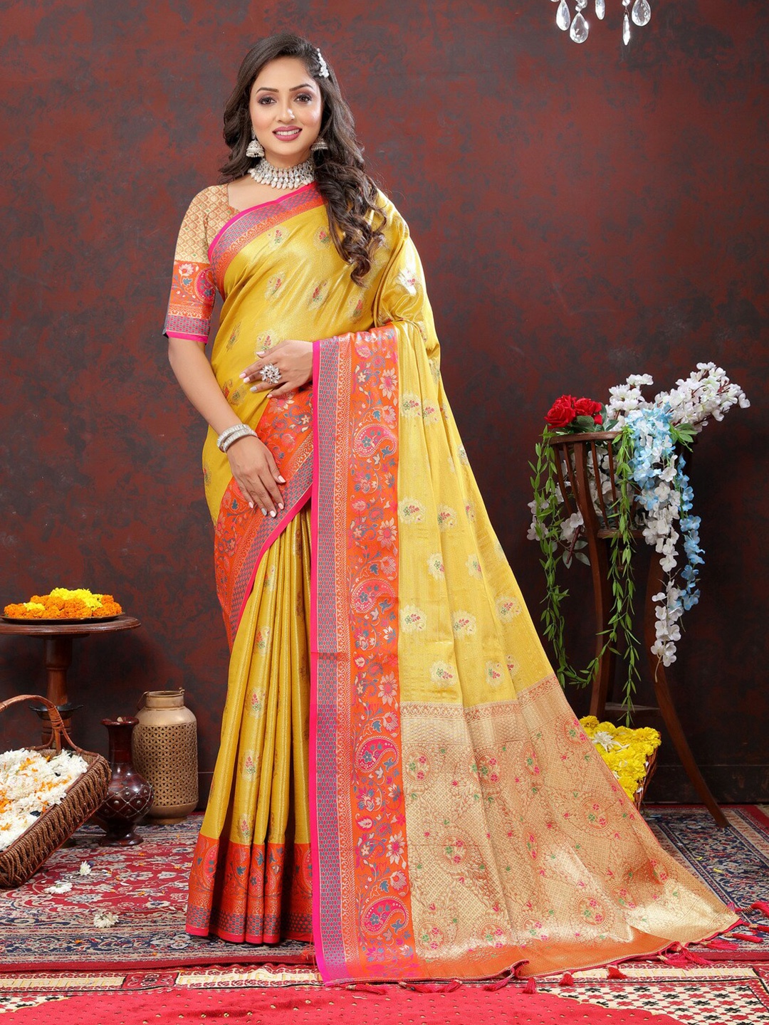 

HIRAPARA ENTERPRICE Ethnic Motifs Zari Organza Banarasi Saree, Yellow