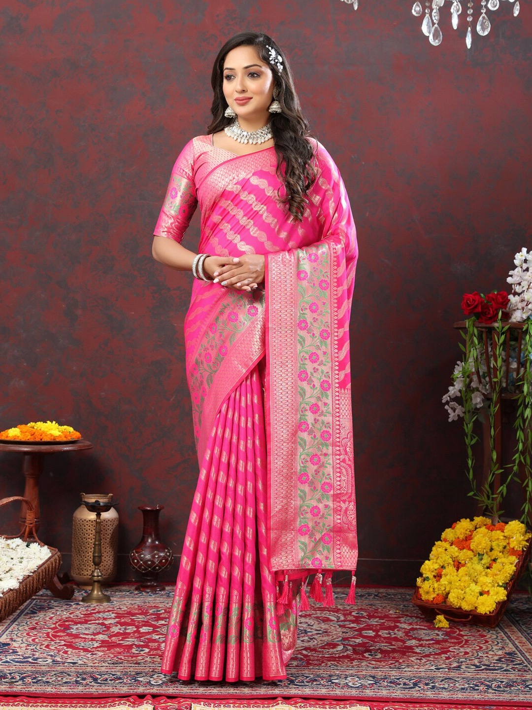 

HIRAPARA ENTERPRICE Ethnic Motifs Zari Organza Kanjeevaram Saree, Pink