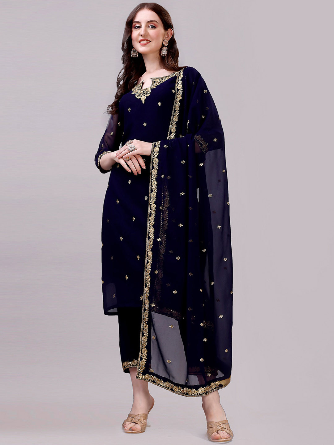 

GORGONE Floral Embroidered Regular Sequinned Kurta Set With Dupatta, Blue