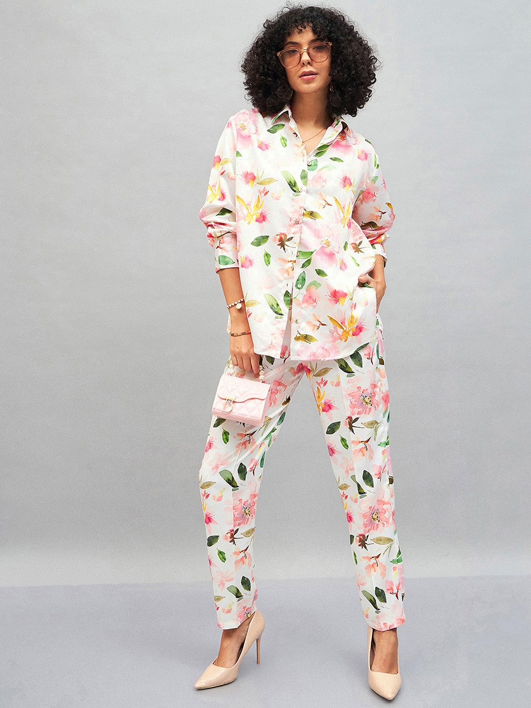 

SASSAFRAS Printed Shirt Collar Co-Ord, White