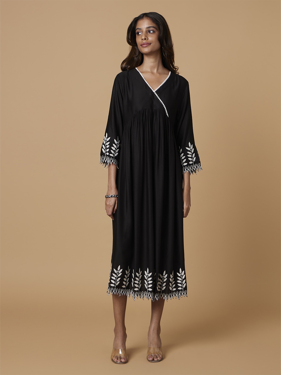

Bombay Bloom Ethnic Motifs Embroidered A-Line Midi Dress, Black