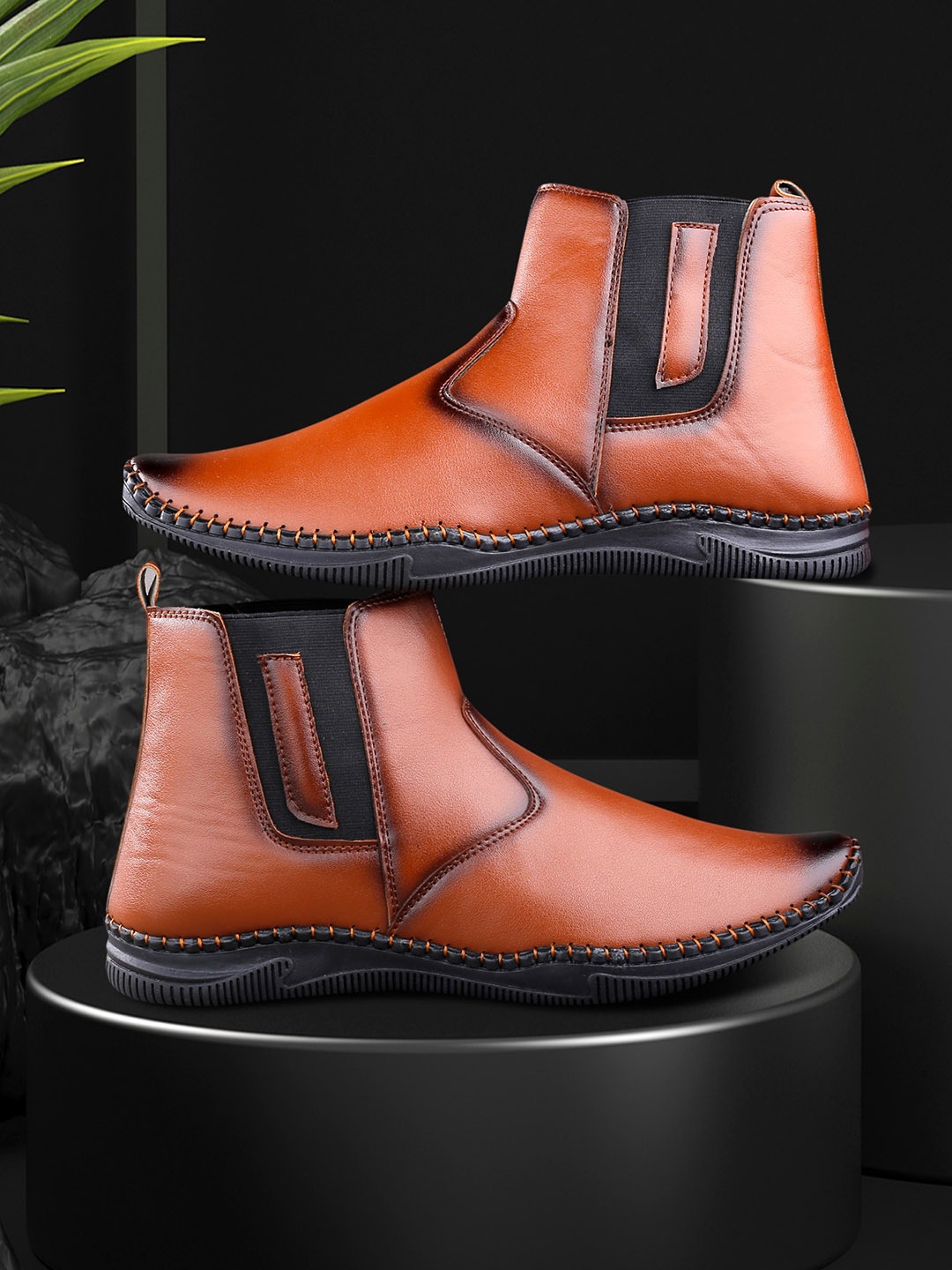 

HAKKEL Men Round Toe Mid-Top Chelsea Boots, Tan