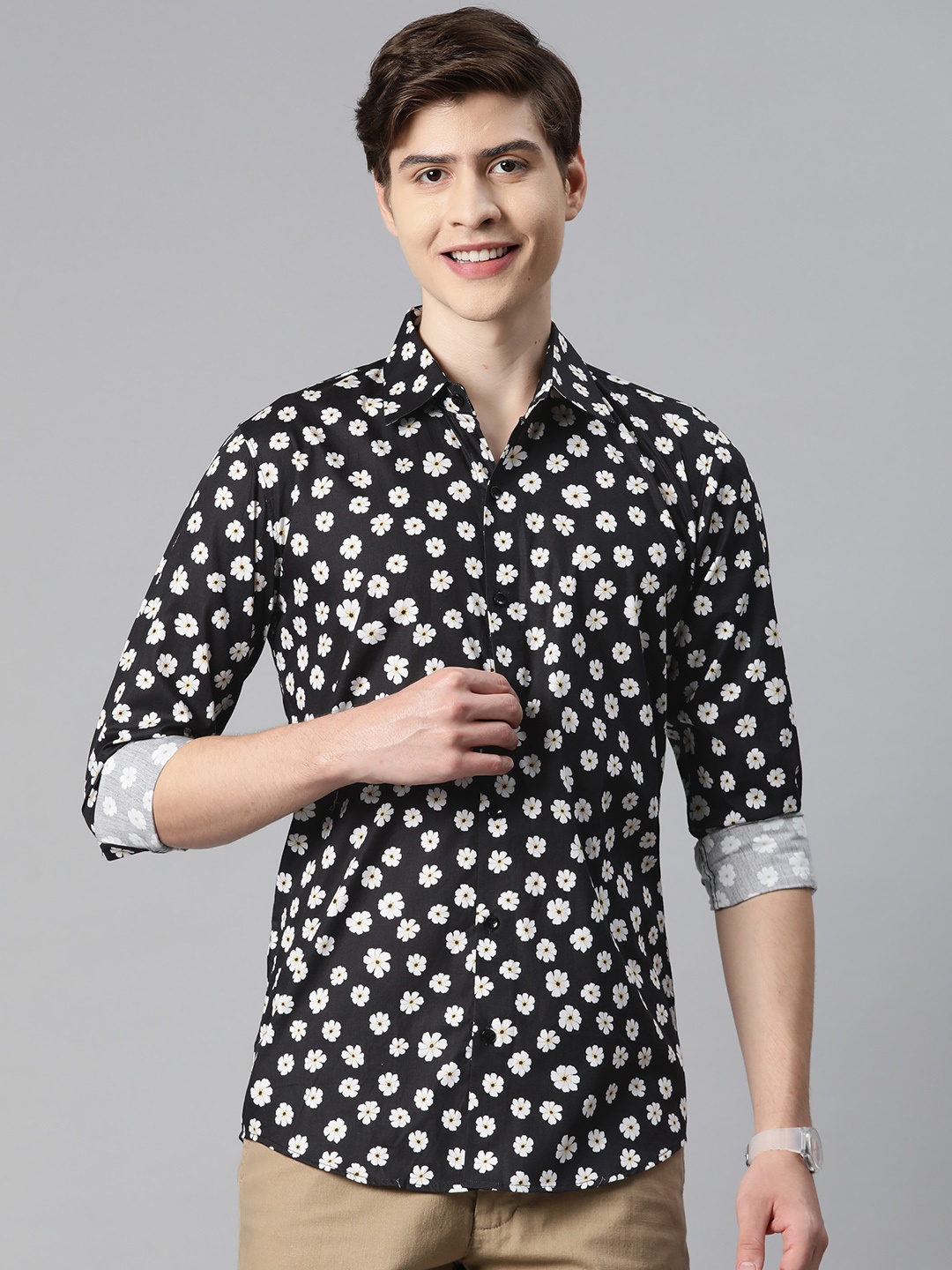 

Monsui Men Classic Floral Printed Casual Shirt, Black