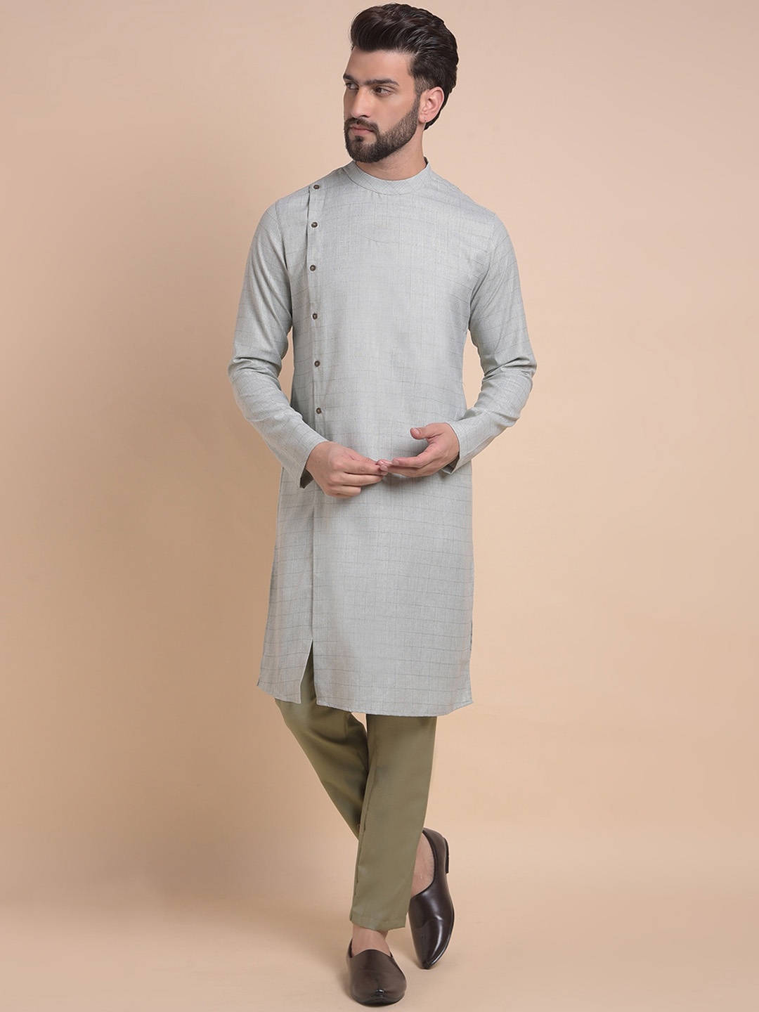 

Anouk Grey Checked Band Collar Straight Kurta with Pyjamas