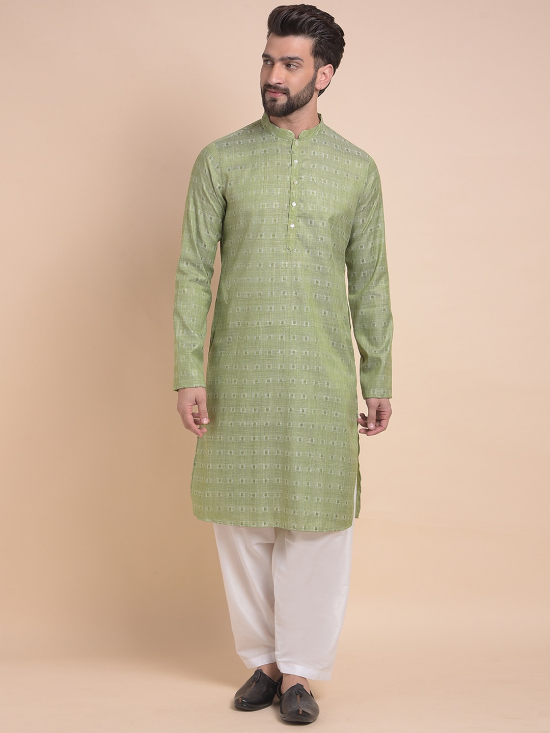 

Anouk Mandarin Collar Regular Straight Kurta with Pyjamas, Olive
