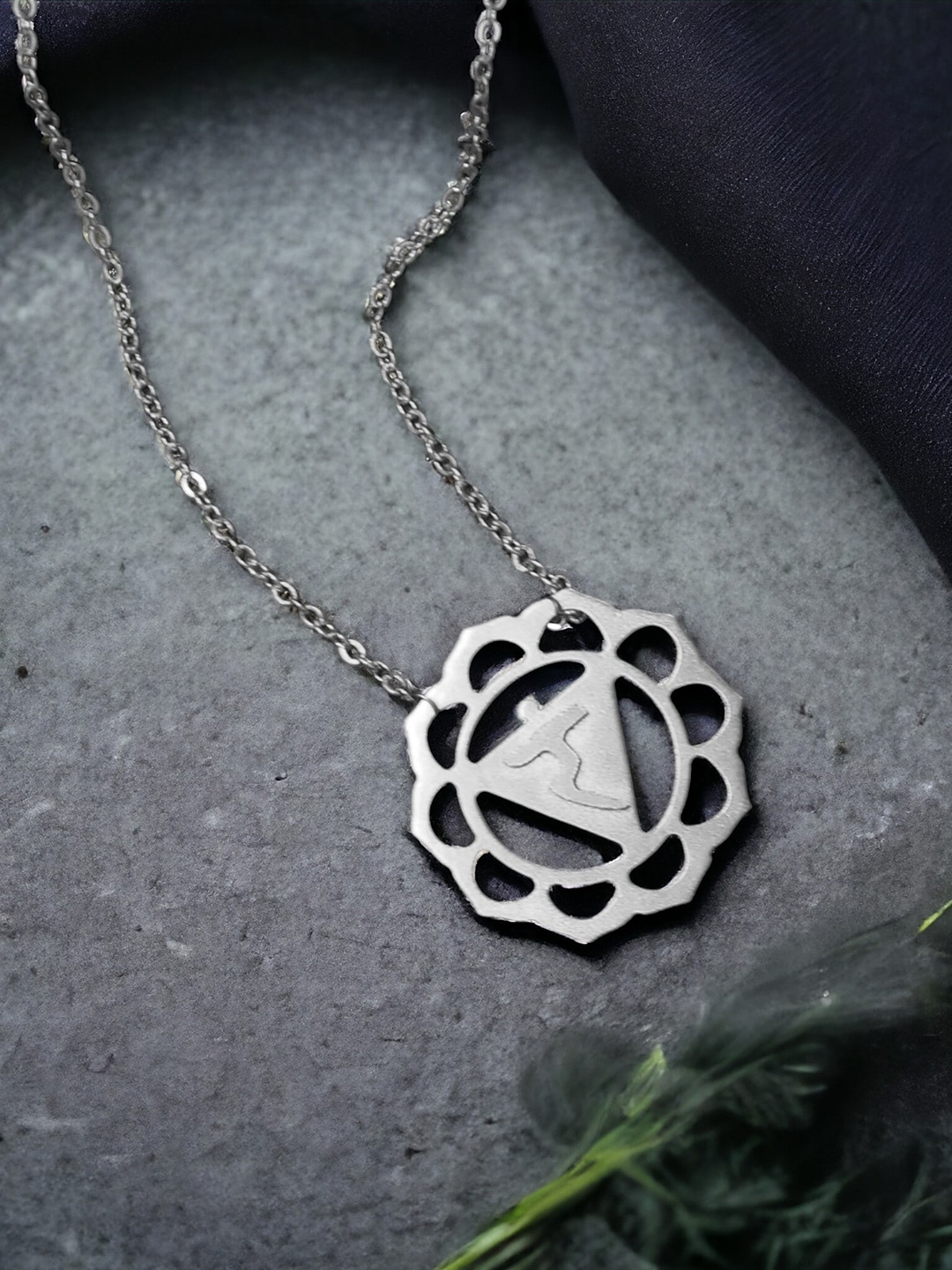 

Goldnera Silver-Plated Contemporary Pendants with Chain
