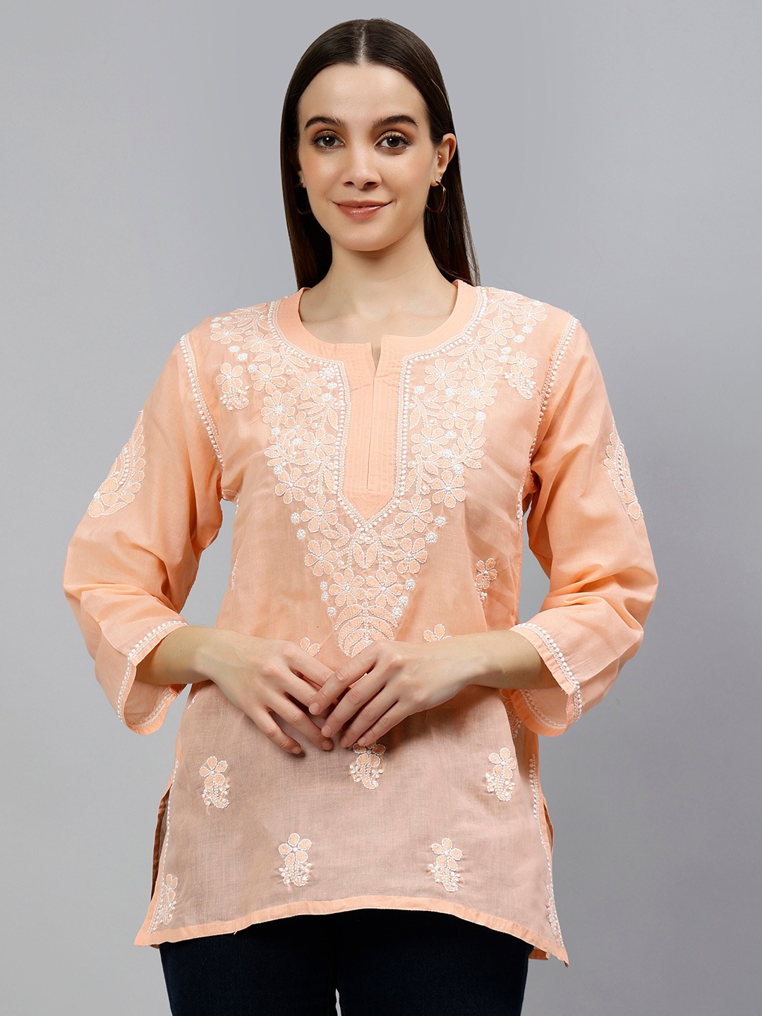 

Seva Chikan Floral Embroidered Chikankari Straight Kurti, Peach