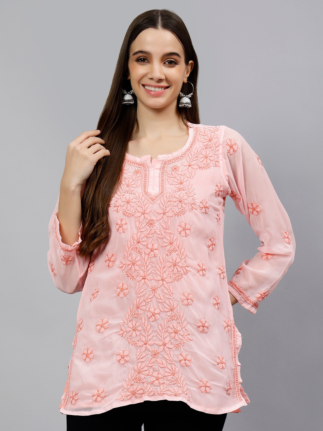 

Seva Chikan Floral Embroidered Chikankari Kurti With Inner, Pink