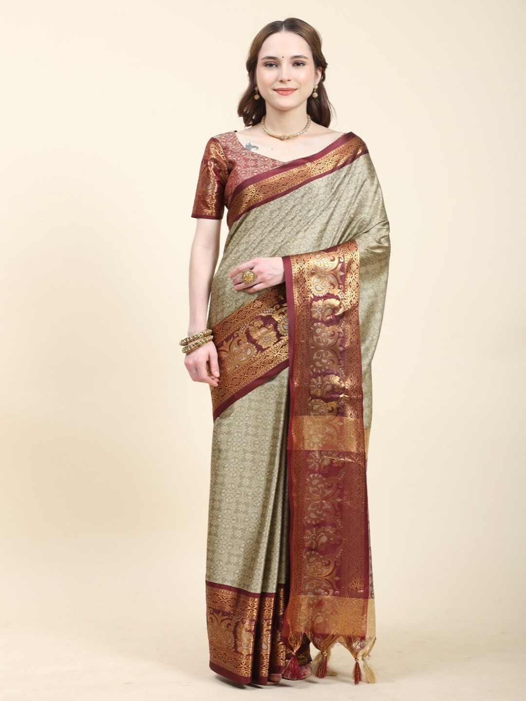 

faxofab Floral Woven Design Zari Silk Cotton Banarasi Saree, Beige