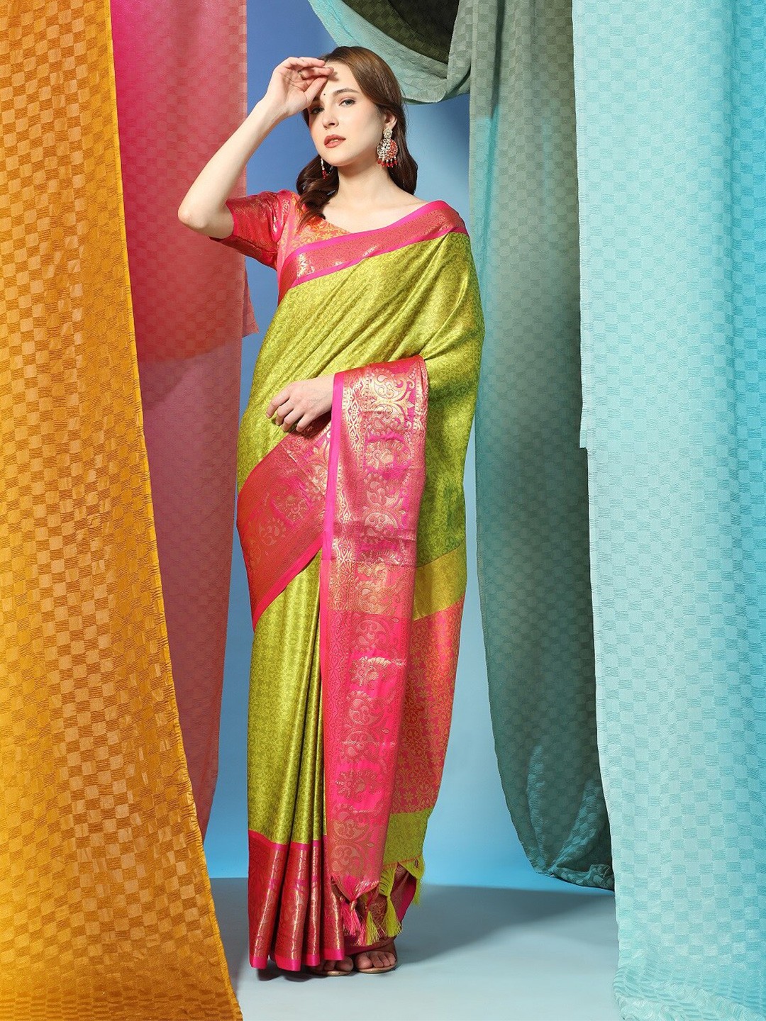 

faxofab Floral Woven Design Zari Silk Cotton Banarasi Saree, Lime green