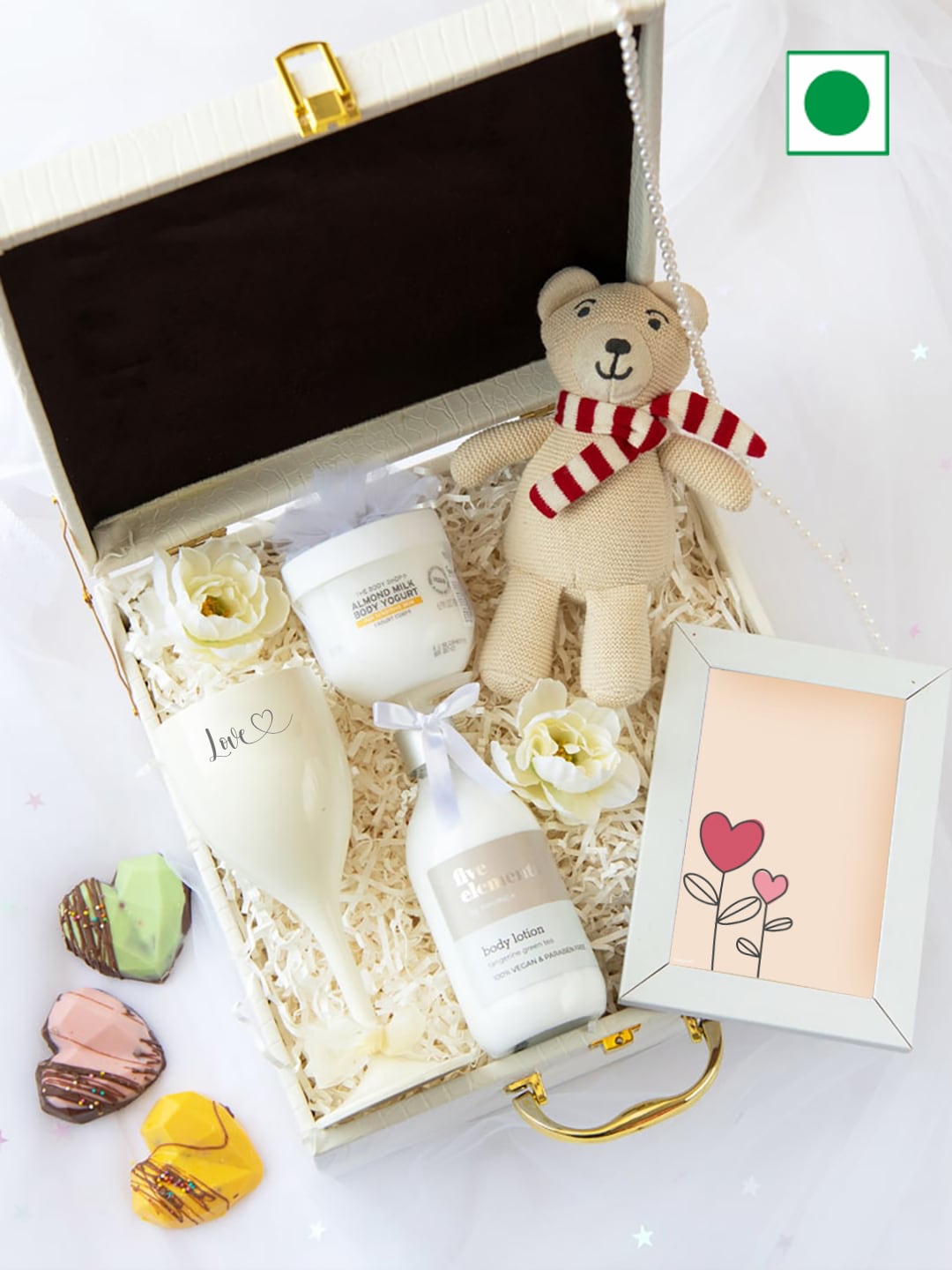 

Gifts By Rashi 6-Pcs Gift Hamper, White