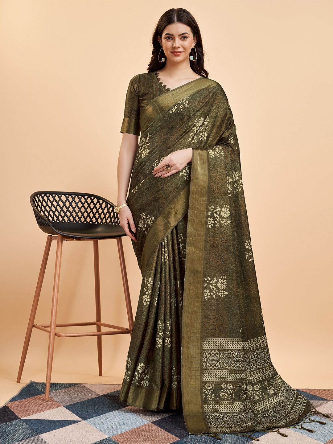 

Mitera Floral Printed Zari Pure Silk Saree, Green