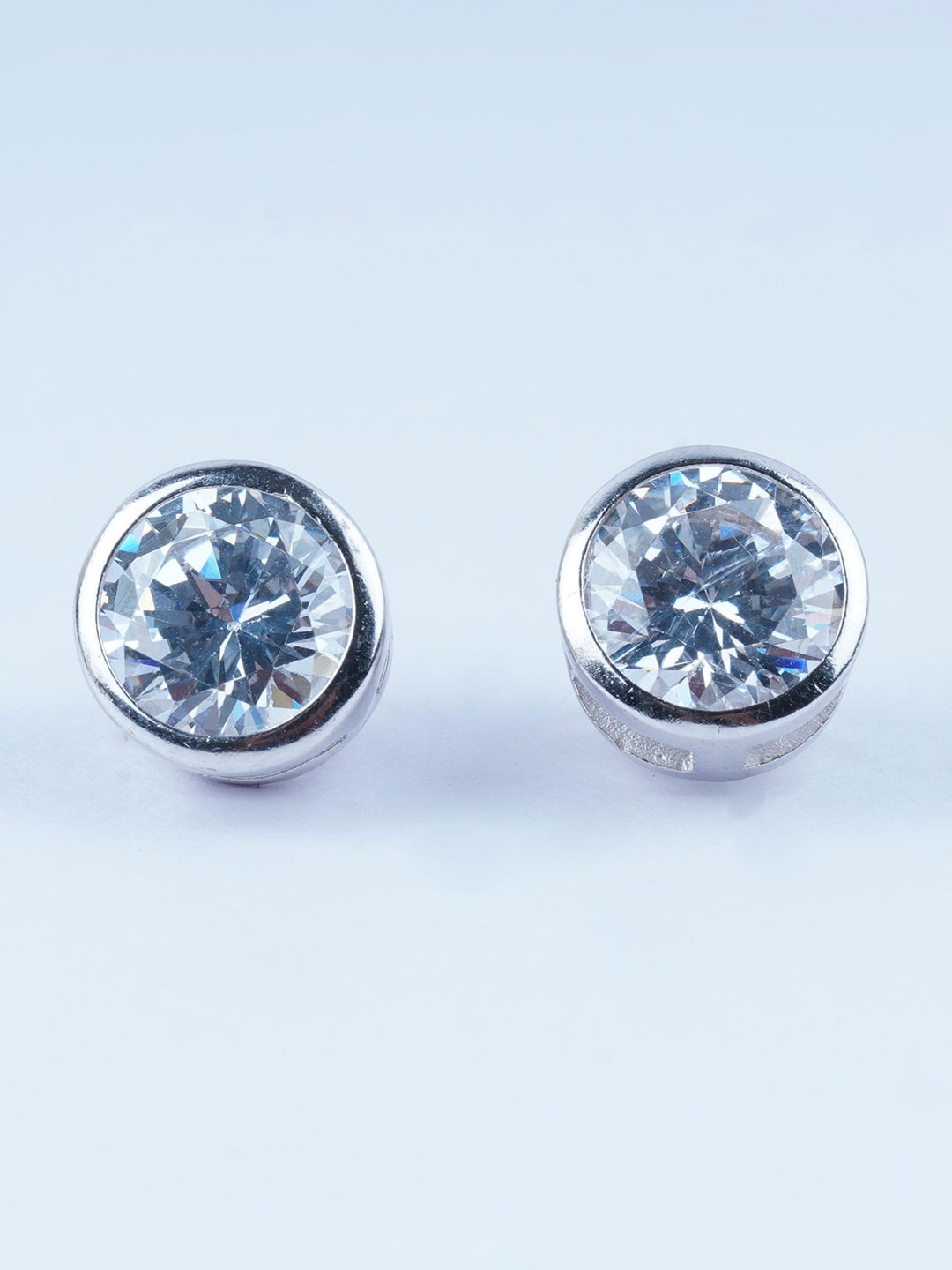 

925 SILLER 925 Sterling Silver Round Shape Elegant Studs