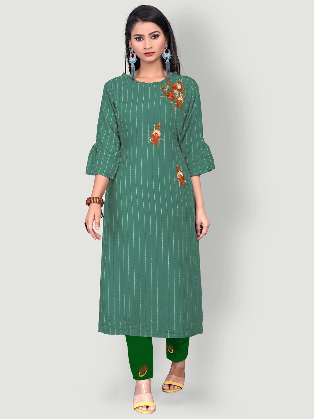 

Archittam Floral Striped Regular Thread Work Kurta with Trousers, Sea green