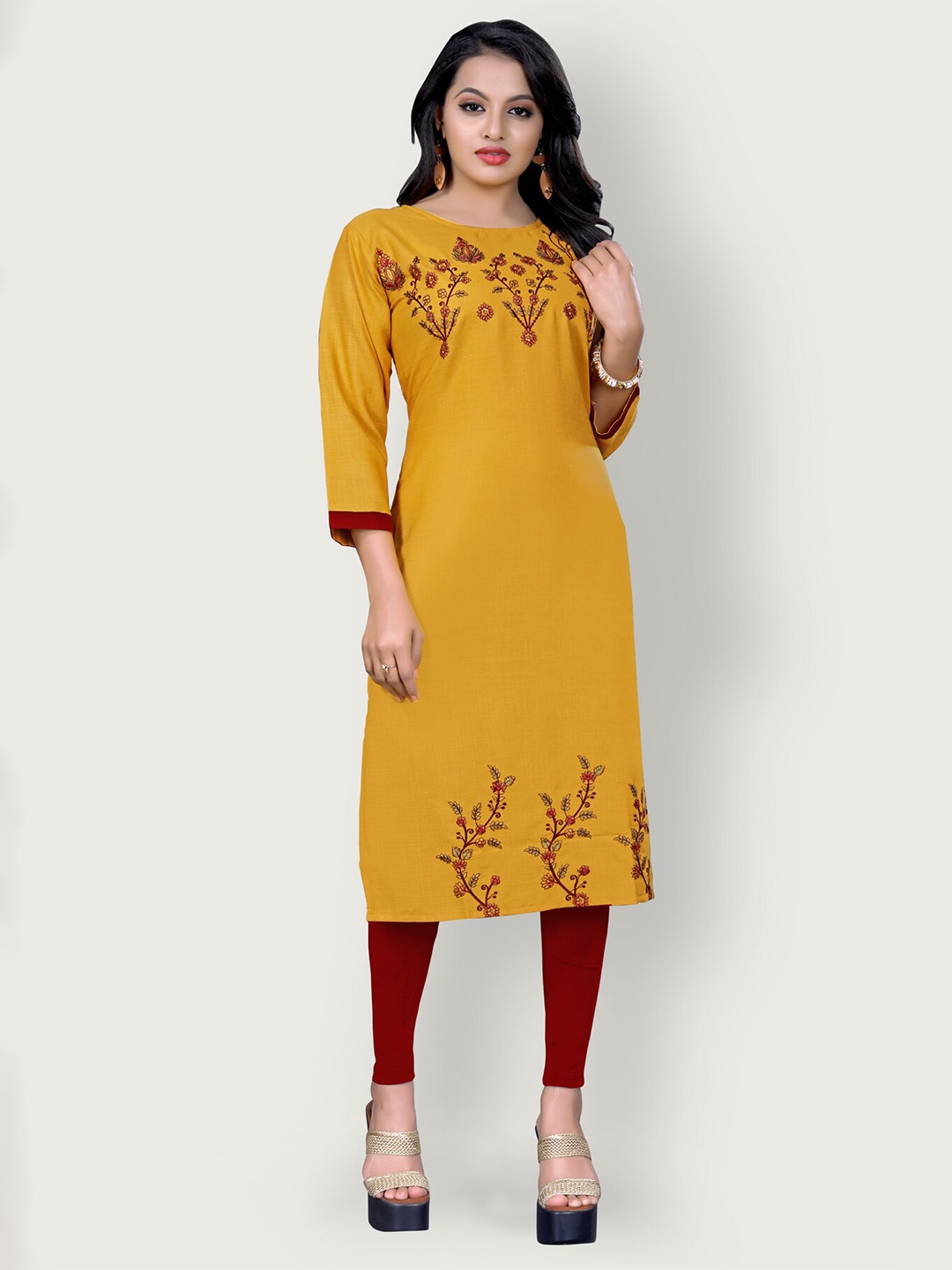 

Archittam Floral Embroidered Boat Neck Straight Kurta, Yellow