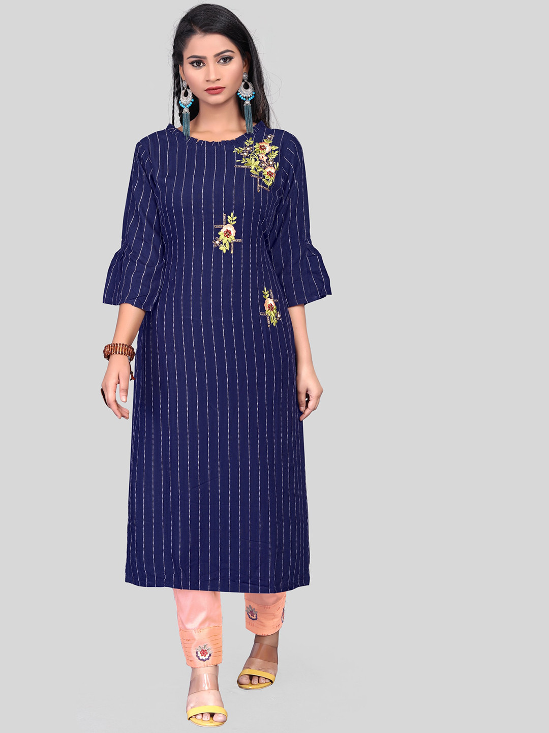 

Archittam Floral Embroidered Beads And Stones Straight Kurta With Trousers, Blue