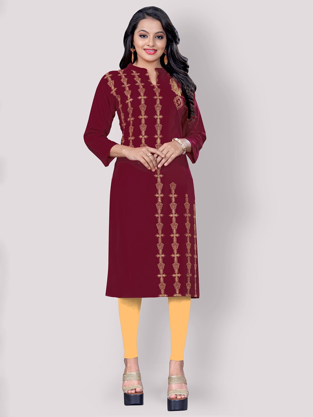 

Archittam Ethnic Motifs Embroidered Mandarin Collar Straight Kurta, Maroon