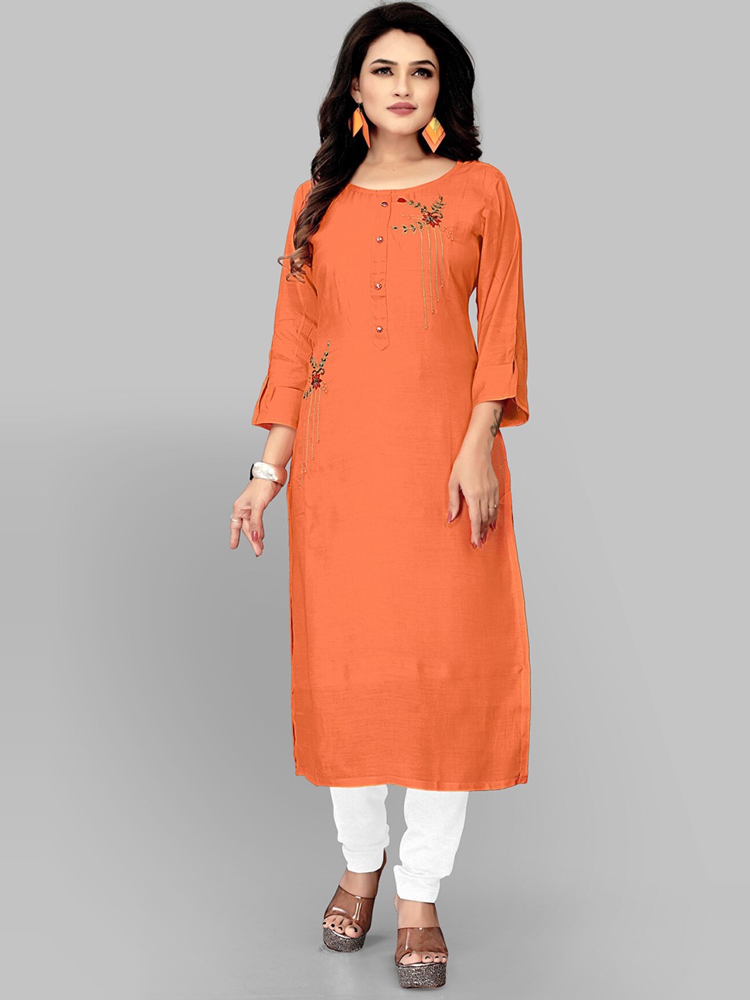 

Archittam Floral Embroidered Roll-Up Sleeves Straight Kurta, Orange