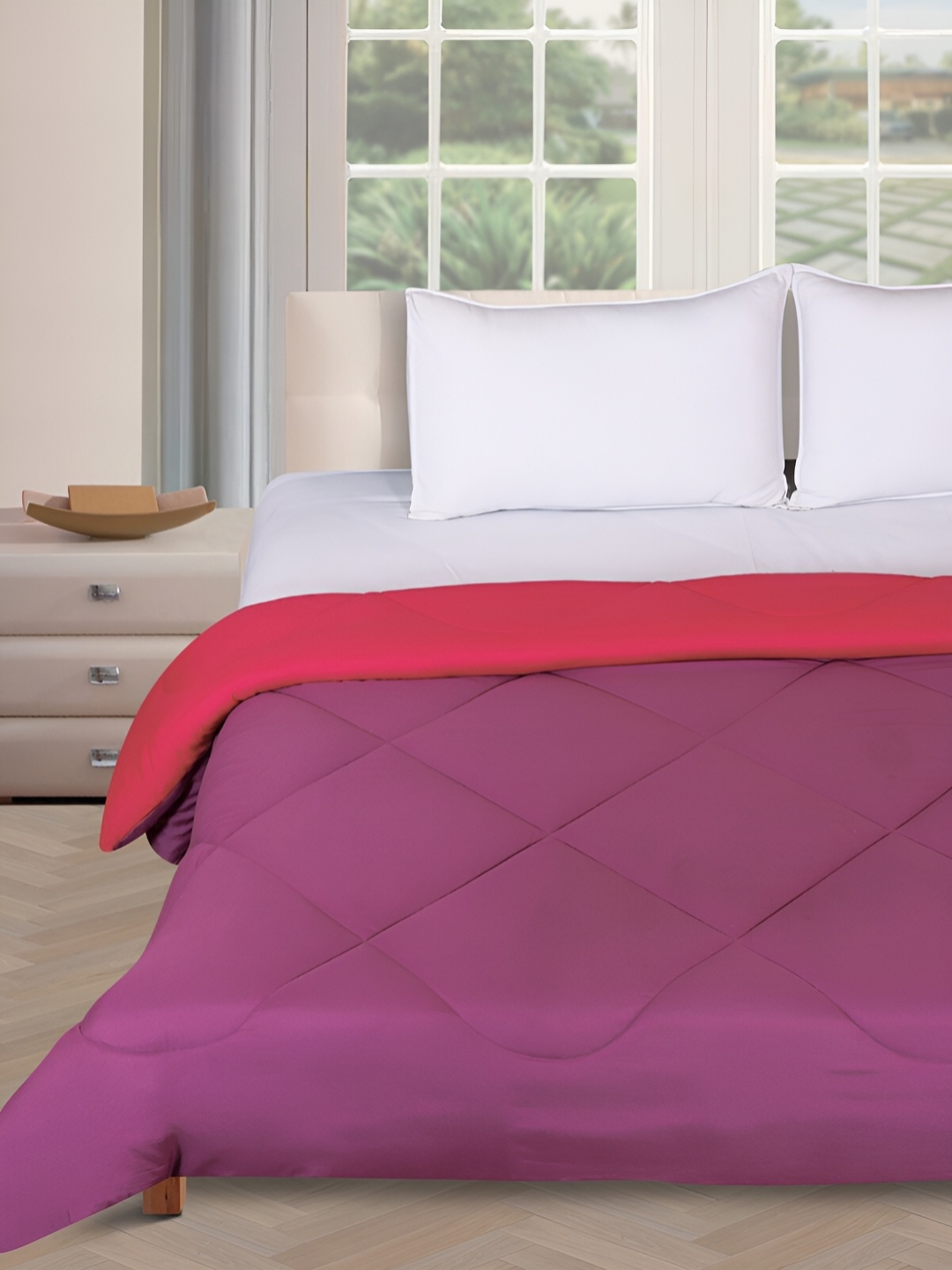 

Aura Purple & Red Cotton AC Room 150 GSM Double Bed Comforter