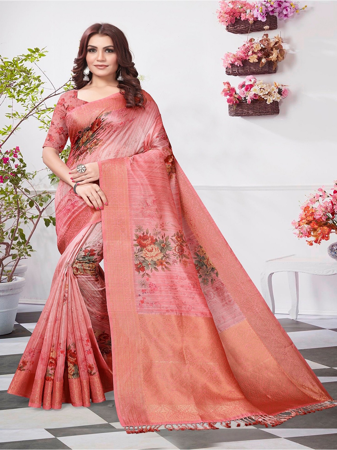 

ARYZE Floral Printed Zari Saree, Pink