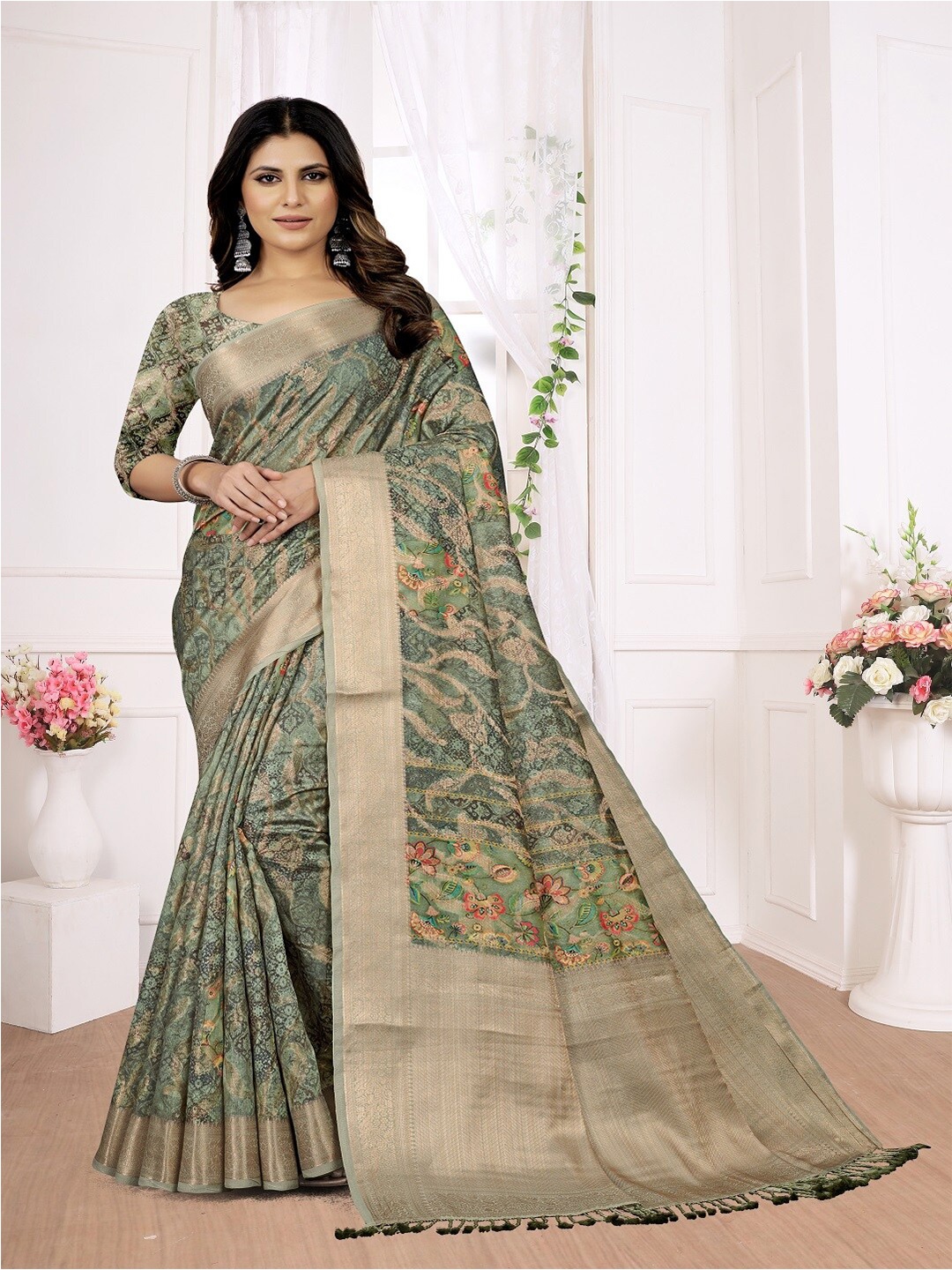 

ARYZE Ethnic Motifs Printed Zari Saree, Green