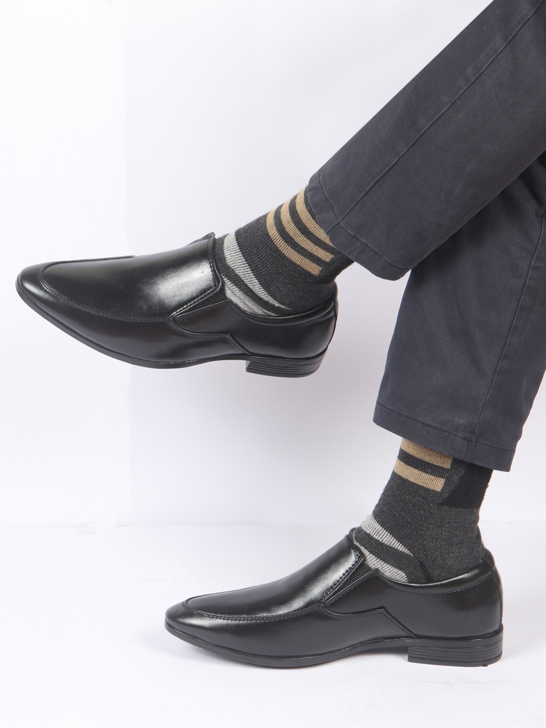 

FAUSTO Men Textured Round Toe Formal Slip-On Shoes, Black