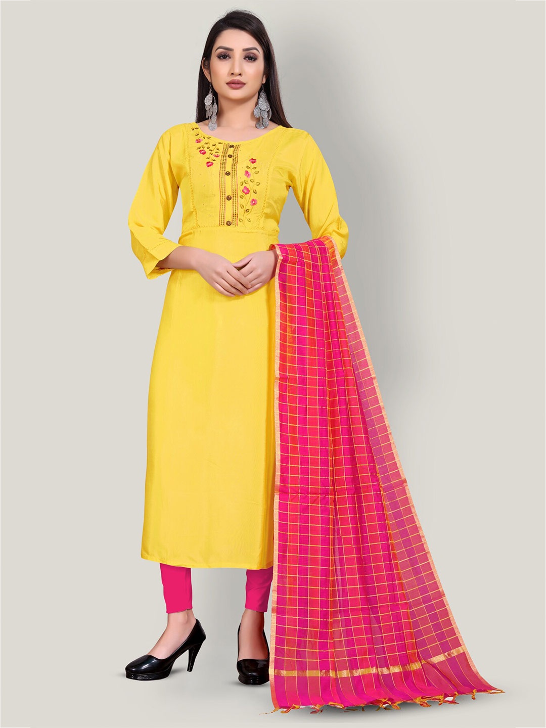 

Archittam Floral Embroidered Pure Silk Straight Kurta With Dupatta, Yellow