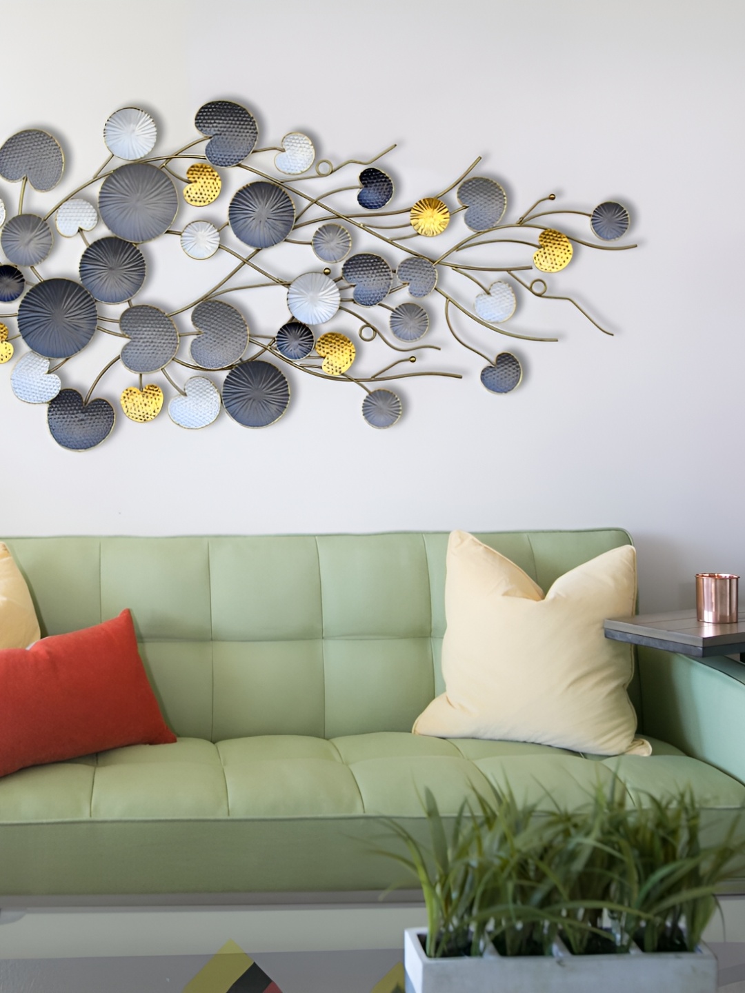

Craftter Grey Metal Abstract Shaped Wall Decor