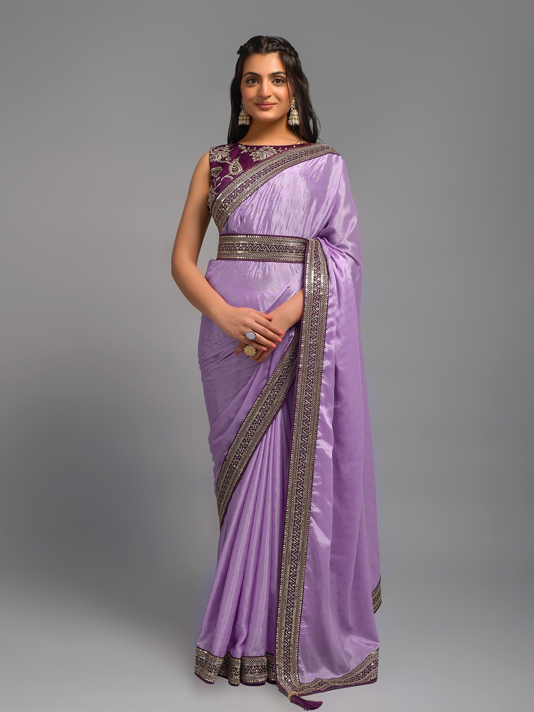 

TEEYA CREATION Ethnic Motifs Printed Sequinned Detailed Belted Saree, Lavender