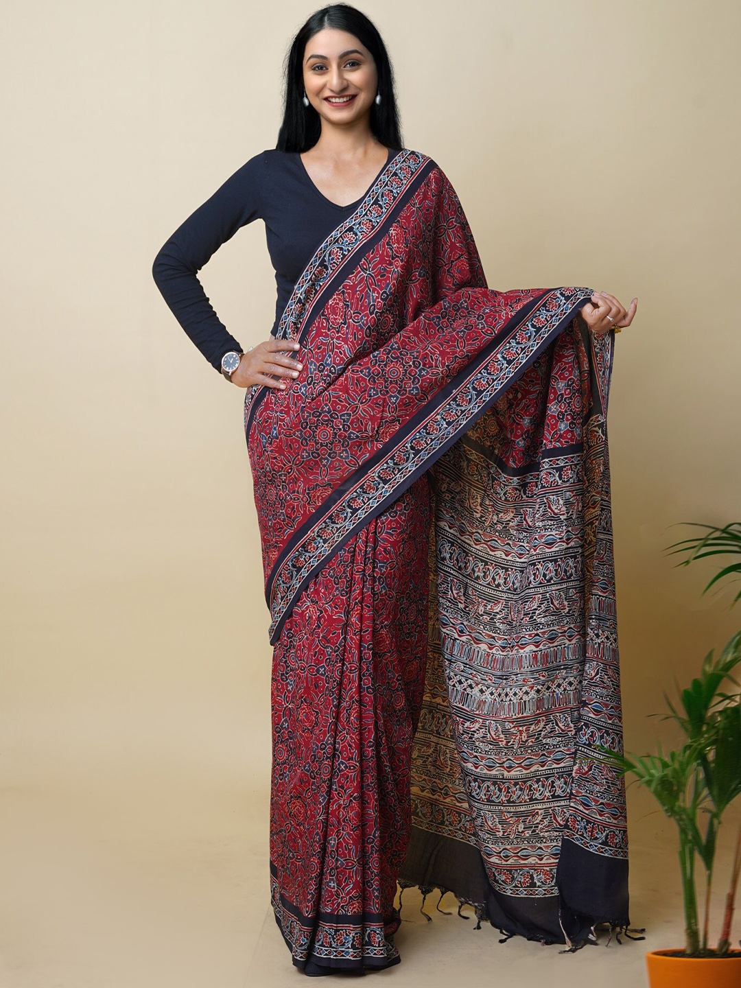

Unnati Silks Ajrak Block Print Saree, Red