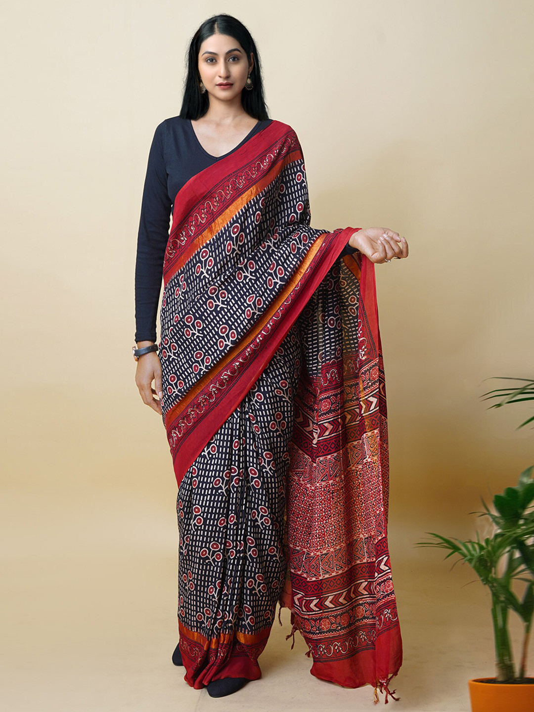 

Unnati Silks Ajrak Block Print Saree, Black