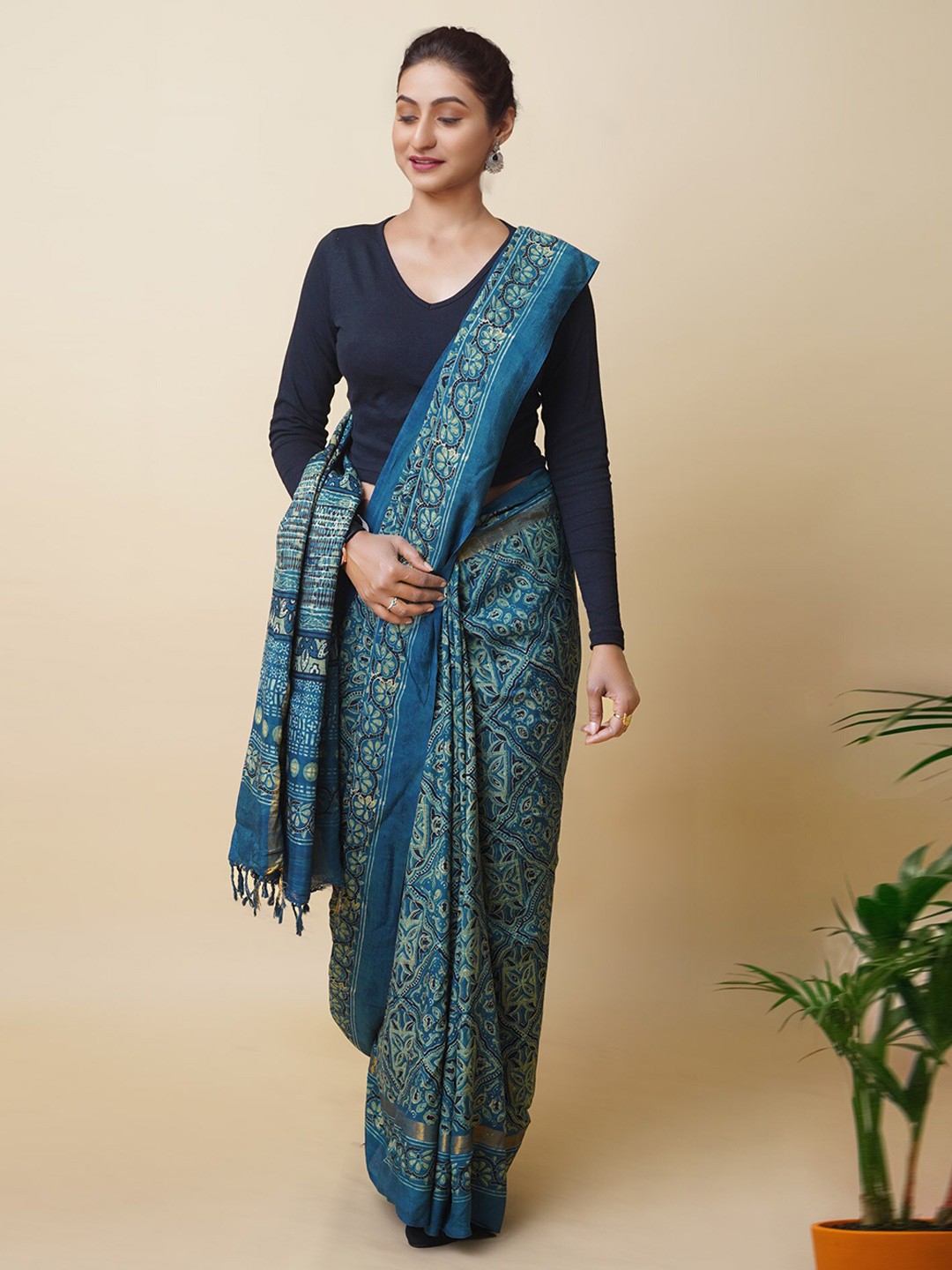 

Unnati Silks Ajrak Block Print Saree, Blue