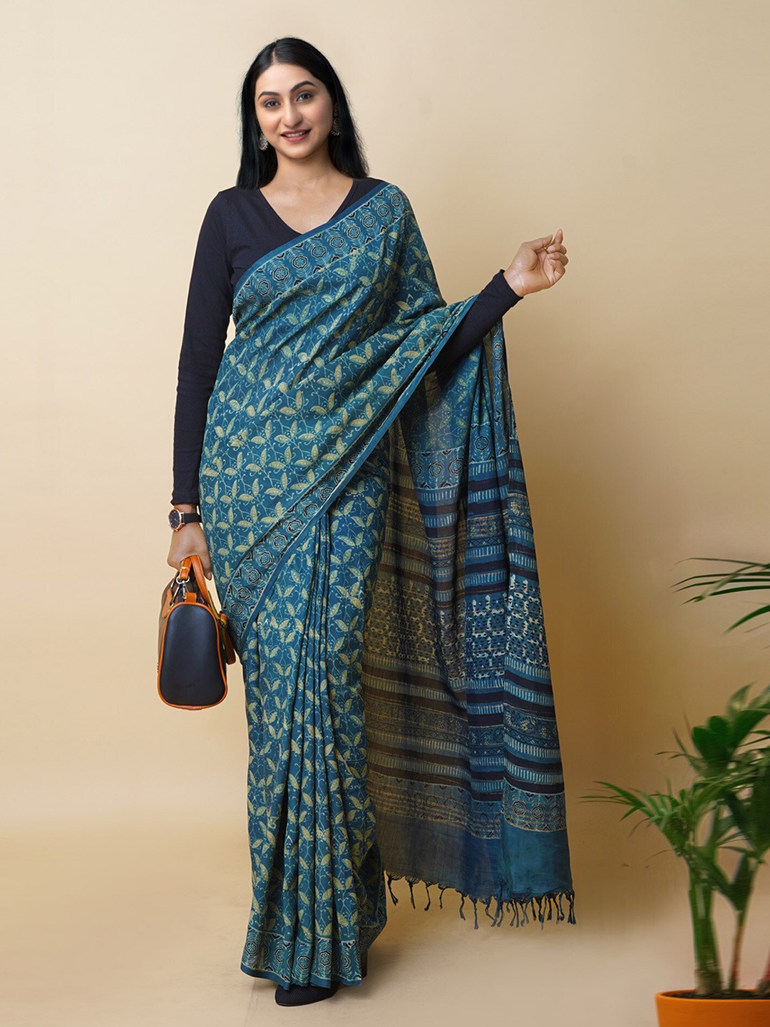 

Unnati Silks Ajrak Block Print Saree, Blue