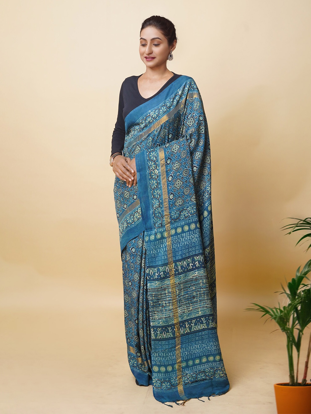 

Unnati Silks Ajrak Block Print Saree, Blue