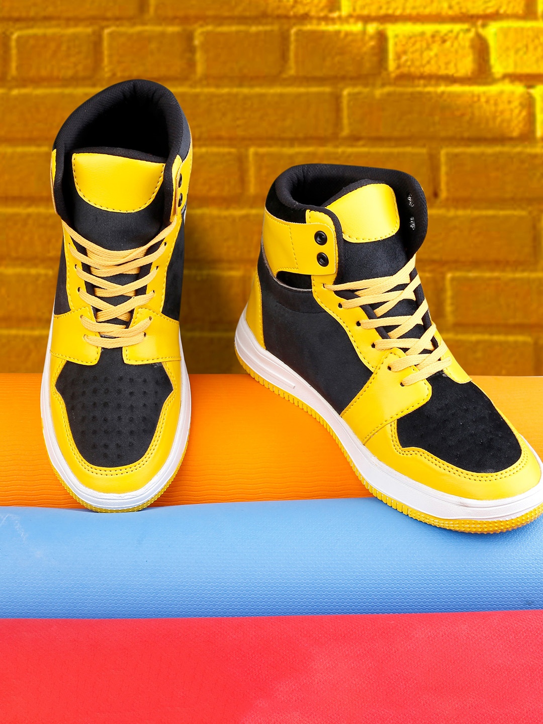 

HAKKEL Men Colorblocked High Top Sneakers, Yellow