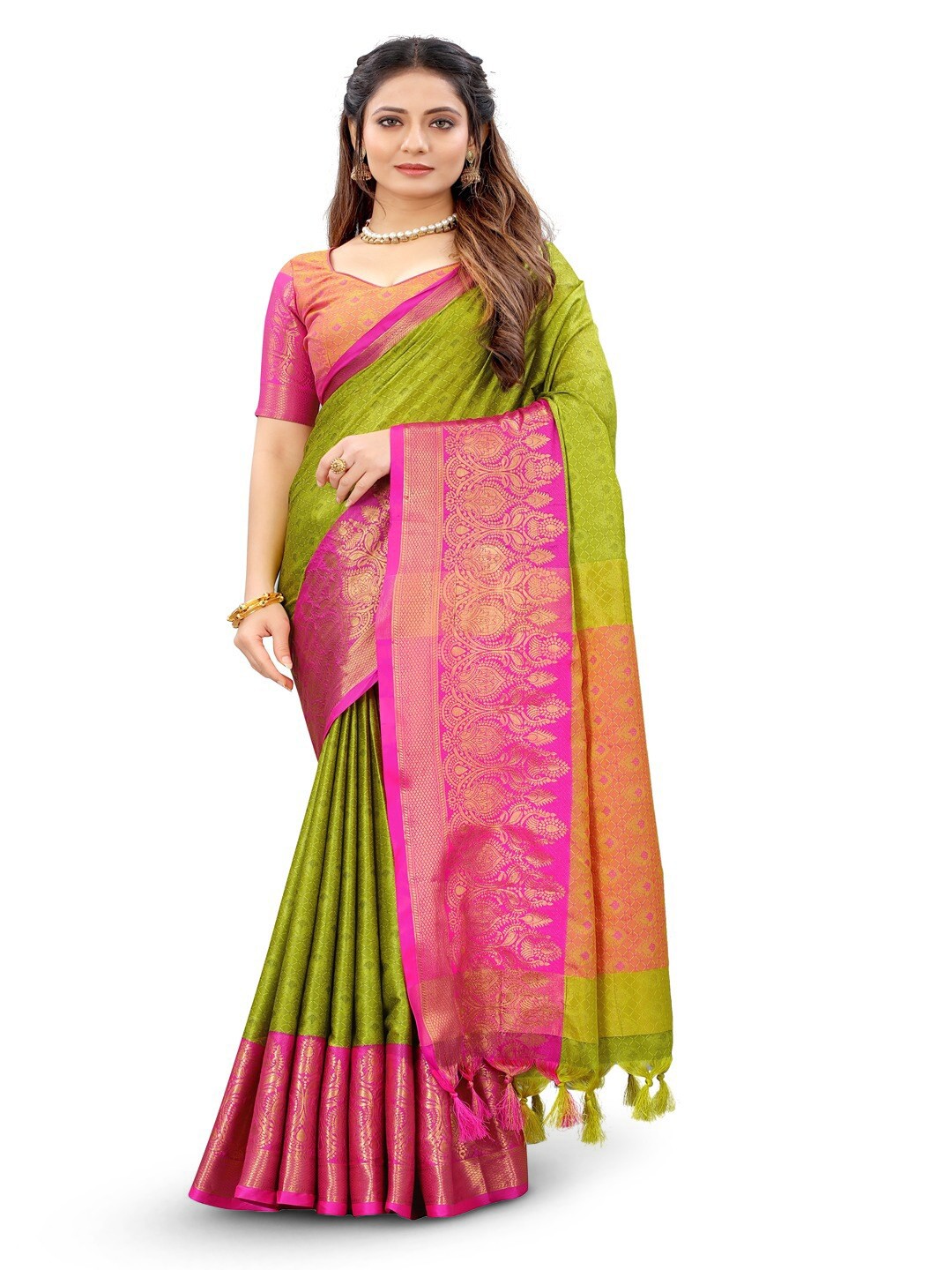 

Vilochan Ethnic Motifs Woven Design Zari Silk Cotton Banarasi Saree, Lime green