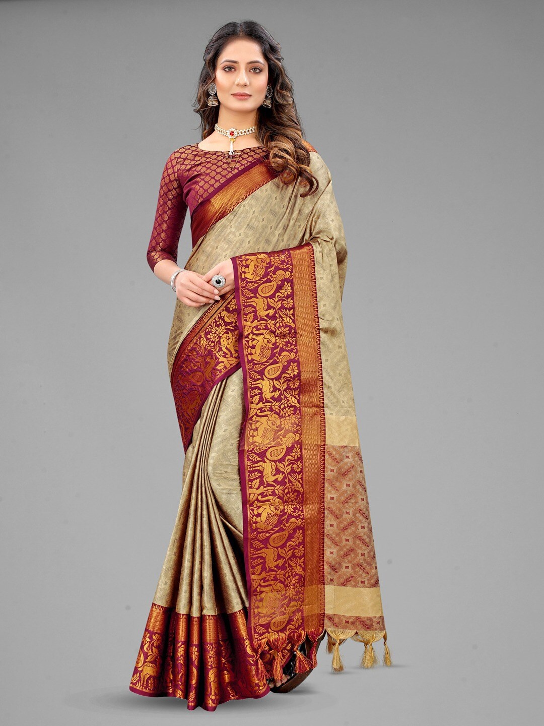 

Vilochan Ethnic Motifs Woven Design Zari Silk Cotton Banarasi Saree, Beige