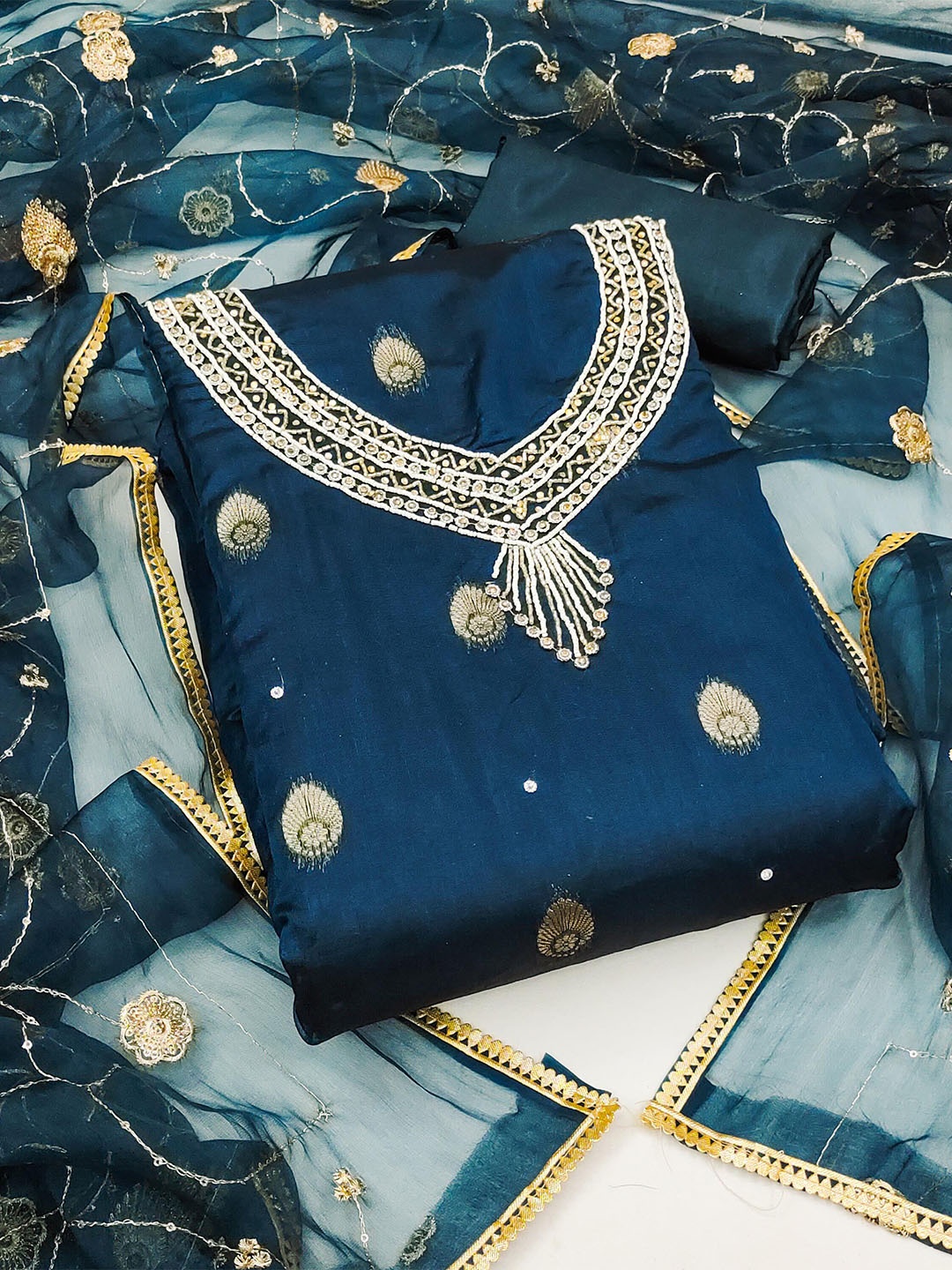 

MANVAA Ethnic Motifs Embroidered Organza Unstitched Dress Material, Teal