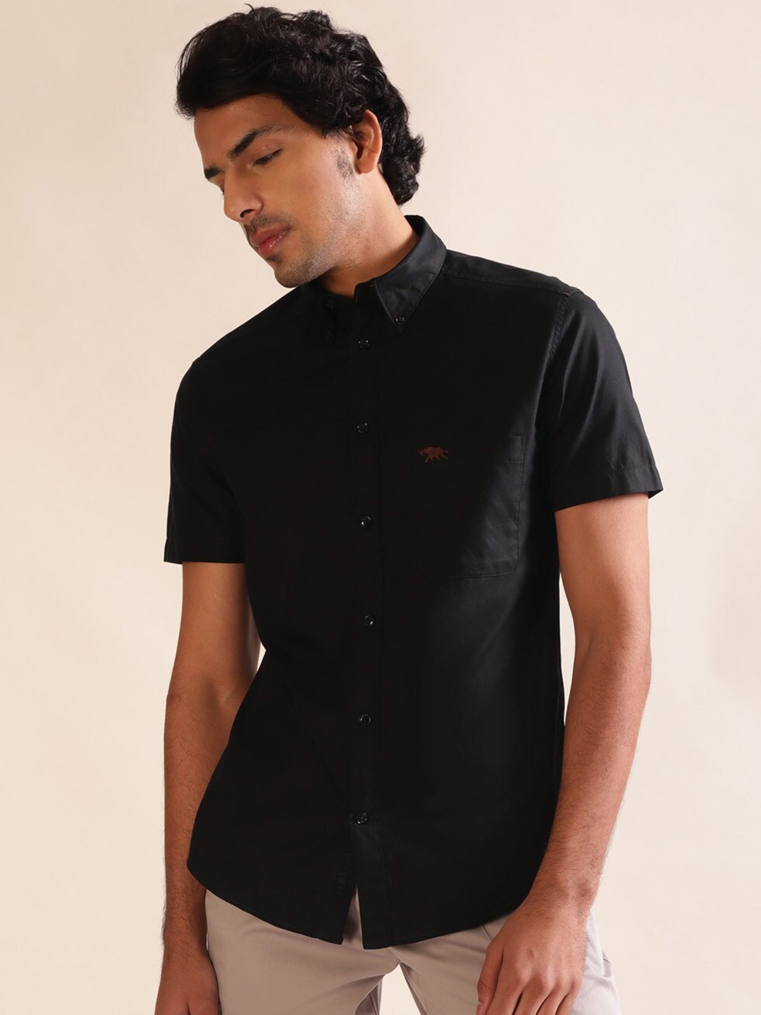 

Andamen Premium Men Short Sleeve Patch Pocket Shirt, Black
